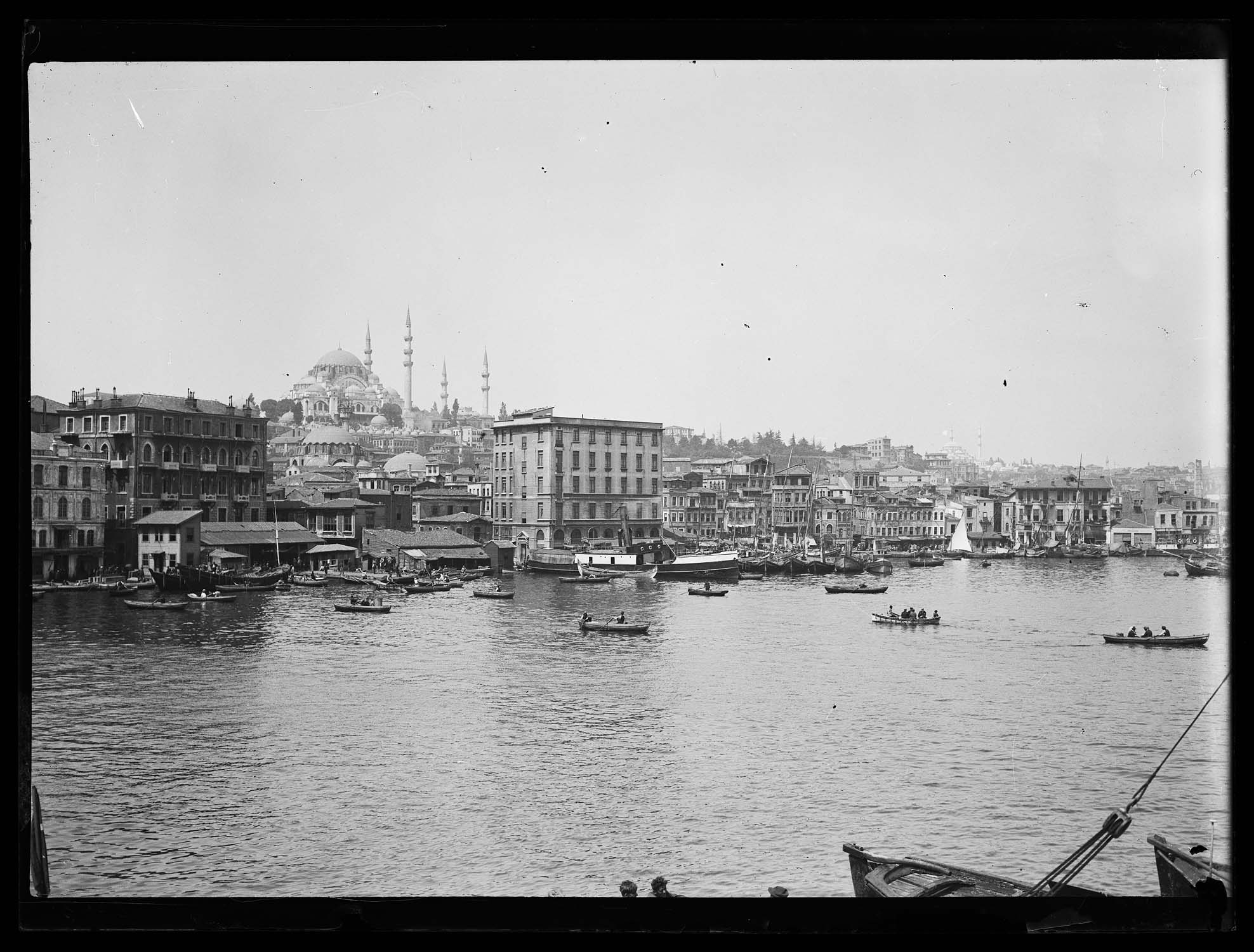 Vue d'ensemble, avec la mosquée Süleymaniye au second plan